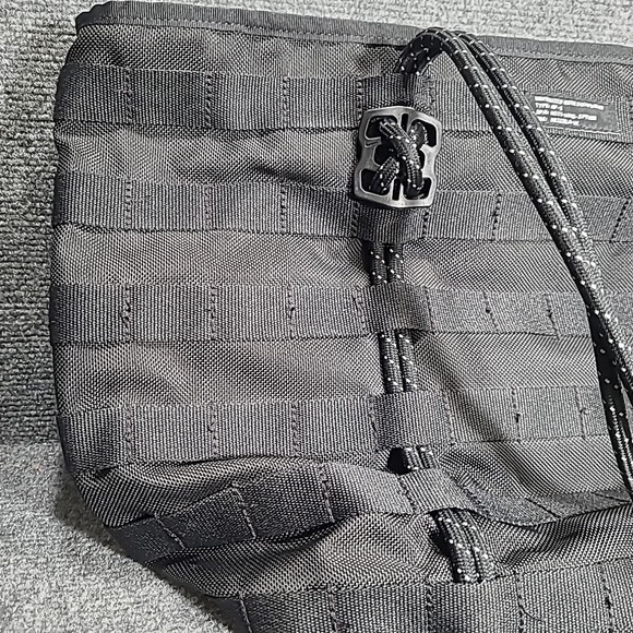 Nike AF-1 Tote Bag Black Winterized Issue Equipment Zip Gym High Viz Bag - Picture 3 of 11